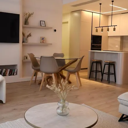 Apartment Retreat Chic In The Heart Of Tirana